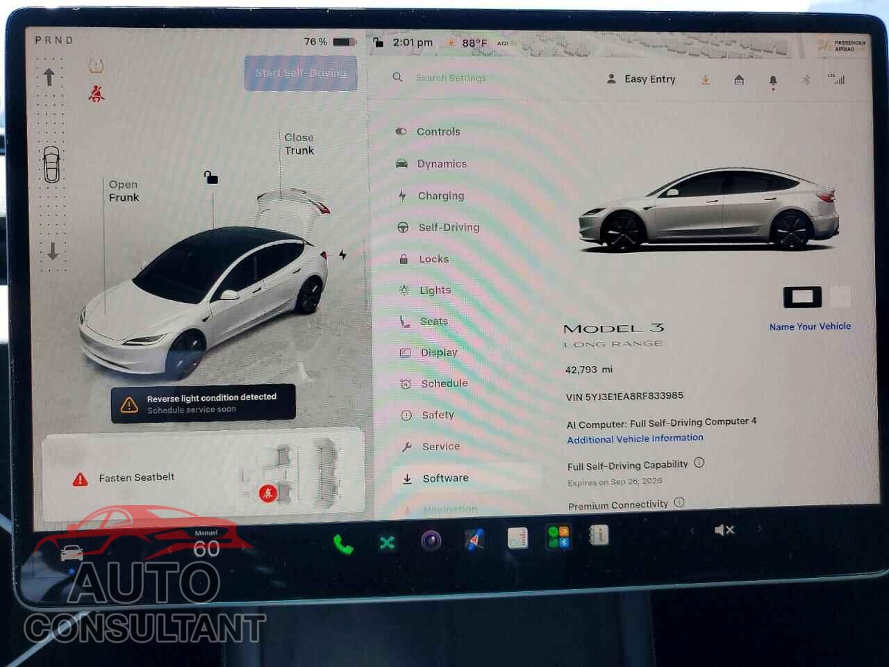 TESLA MODEL 3 2024 - 5YJ3E1EA8RF833985