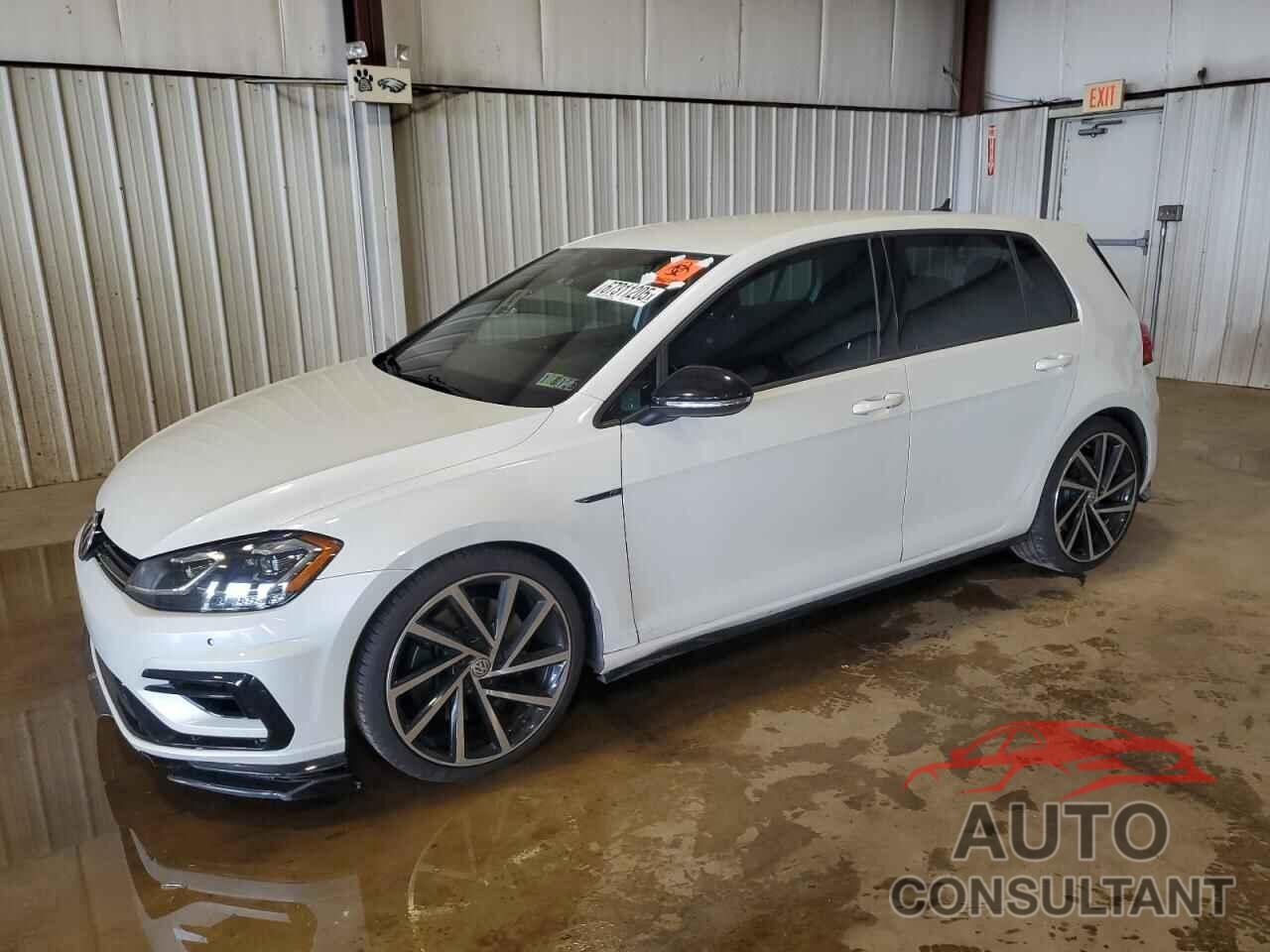 VOLKSWAGEN GOLF 2018 - WVWWF7AU4JW091792