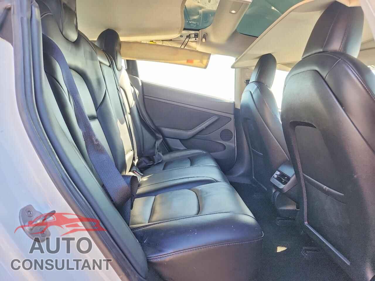 TESLA MODEL 3 2022 - 5YJ3E1EA1NF144607