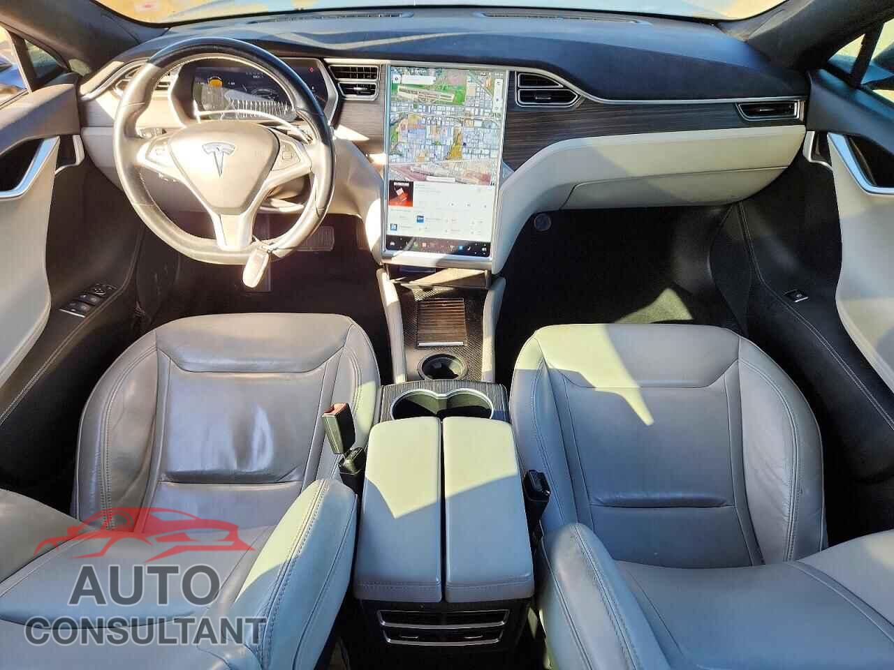 TESLA MODEL S 2015 - 5YJSA1E22FF116431