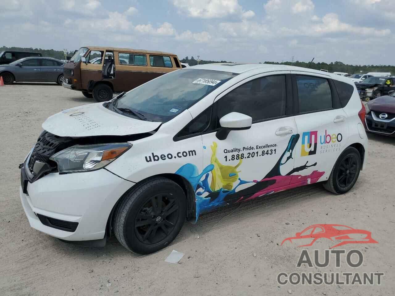 NISSAN VERSA 2018 - 3N1CE2CP8JL358957