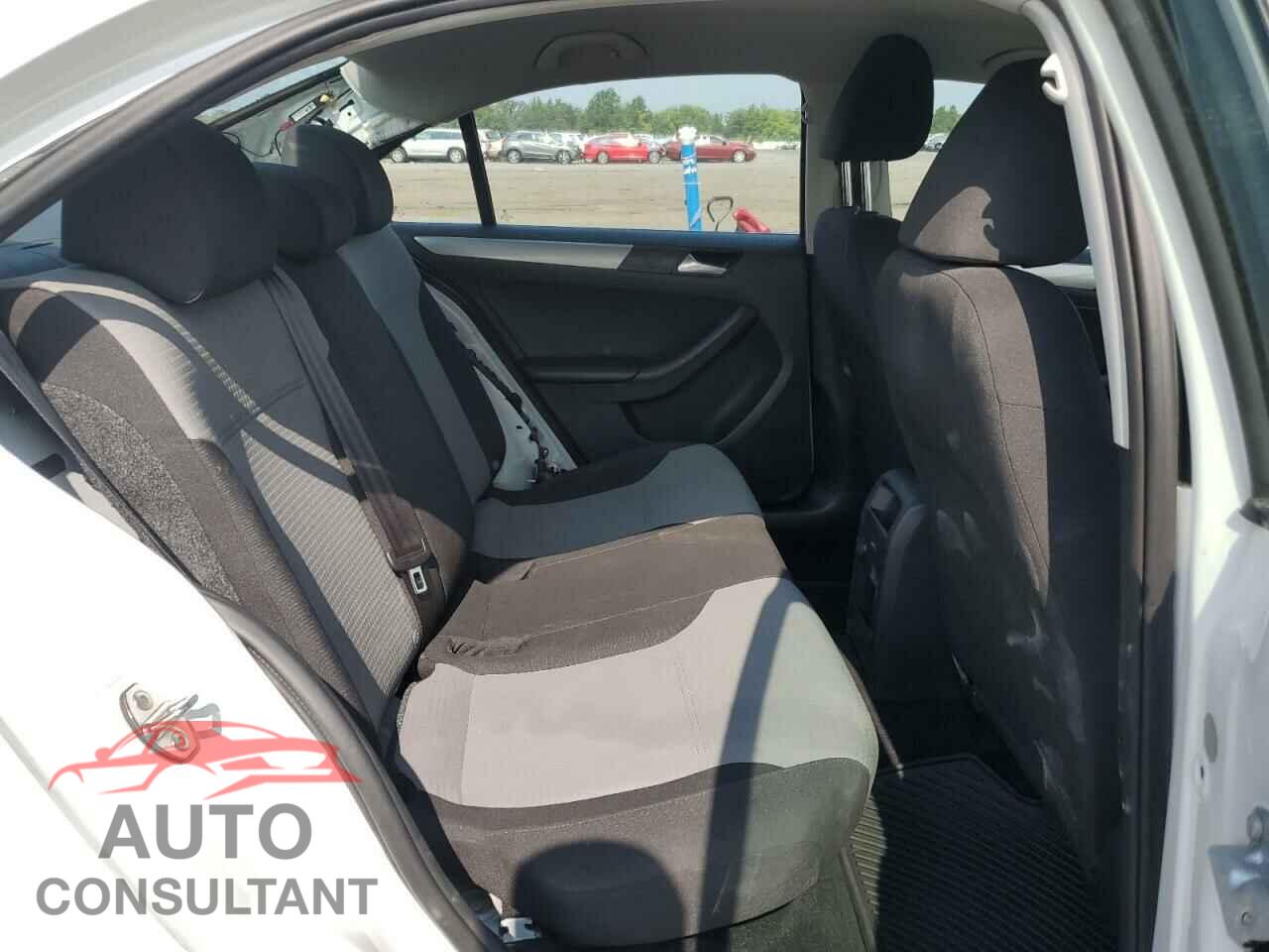 VOLKSWAGEN JETTA 2017 - 3VW2B7AJ7HM393083