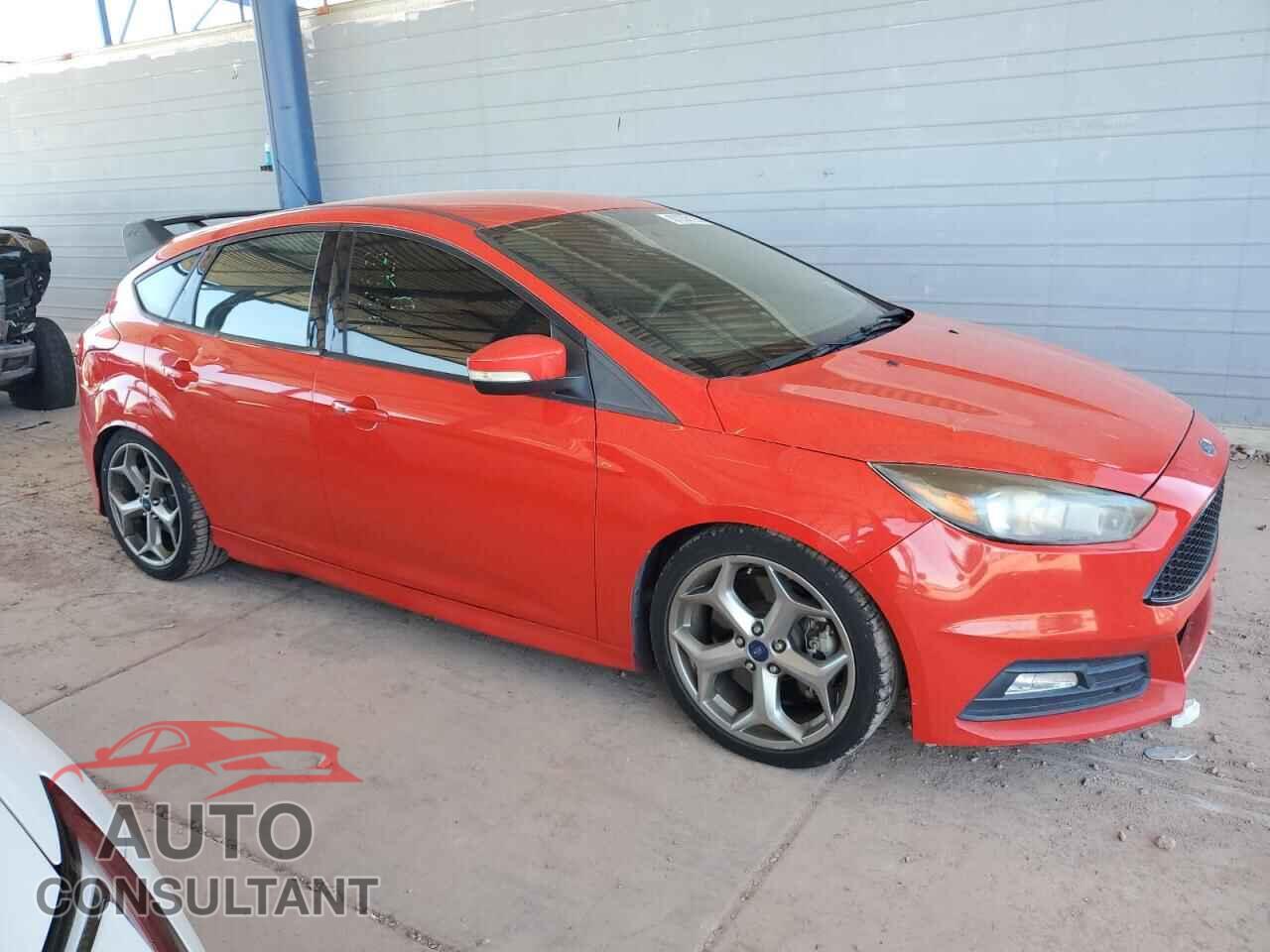 FORD FOCUS 2017 - 1FADP3L9XHL319172