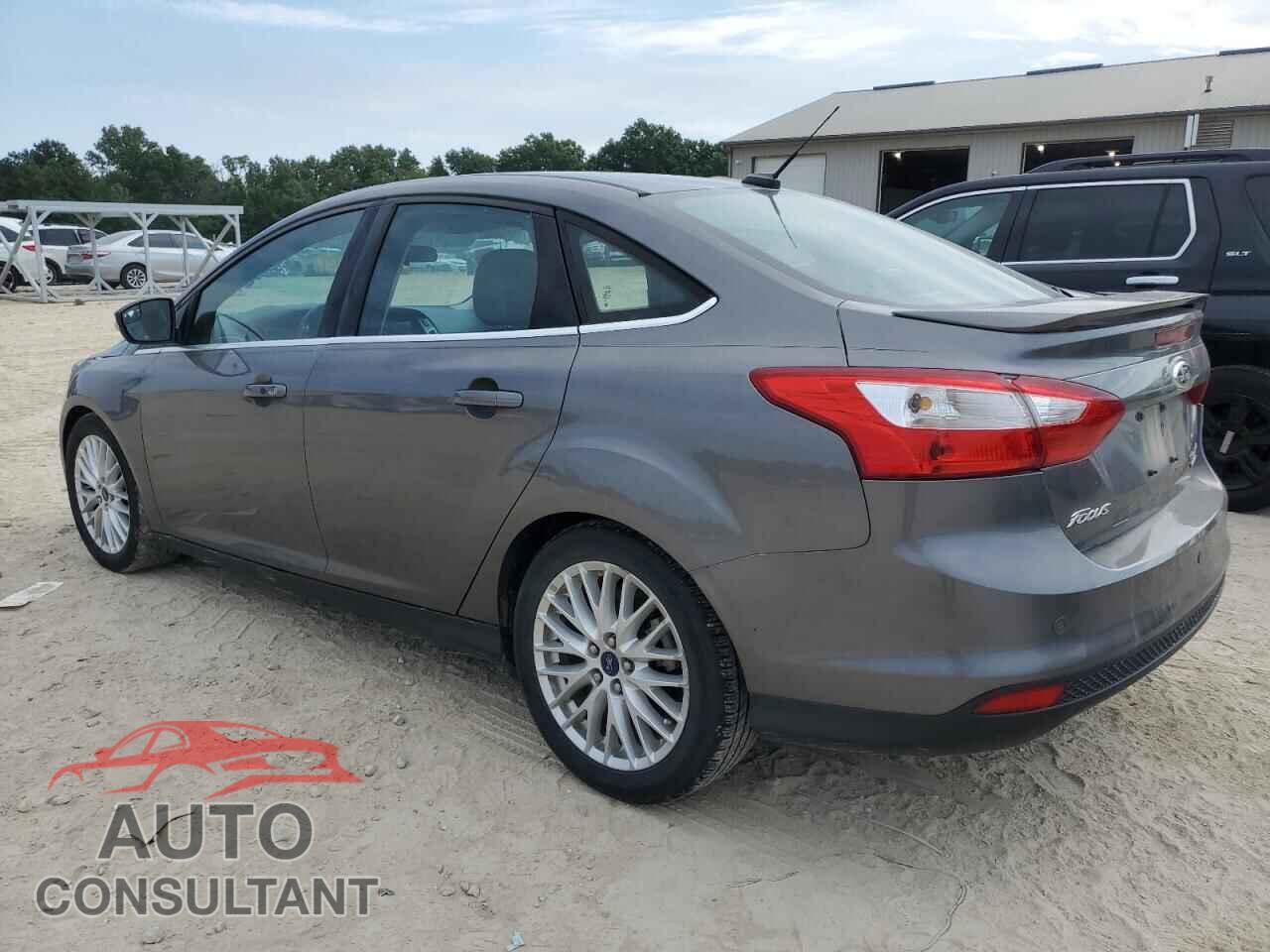 FORD FOCUS 2014 - 1FADP3J20EL413143