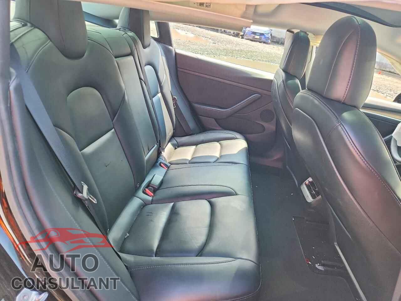 TESLA MODEL 3 2021 - 5YJ3E1EBXMF974834