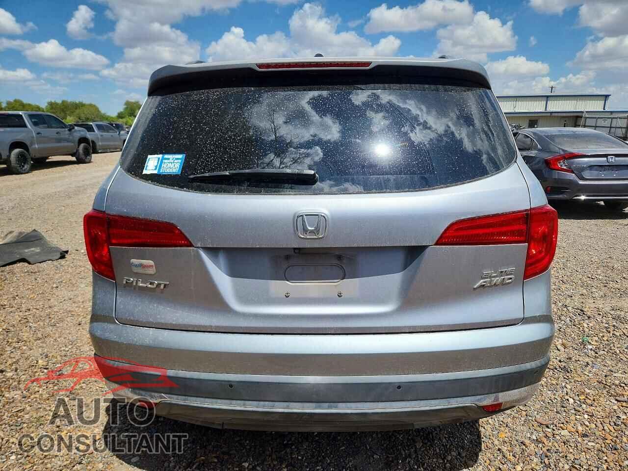 HONDA PILOT 2017 - 5FNYF6H05HB004888