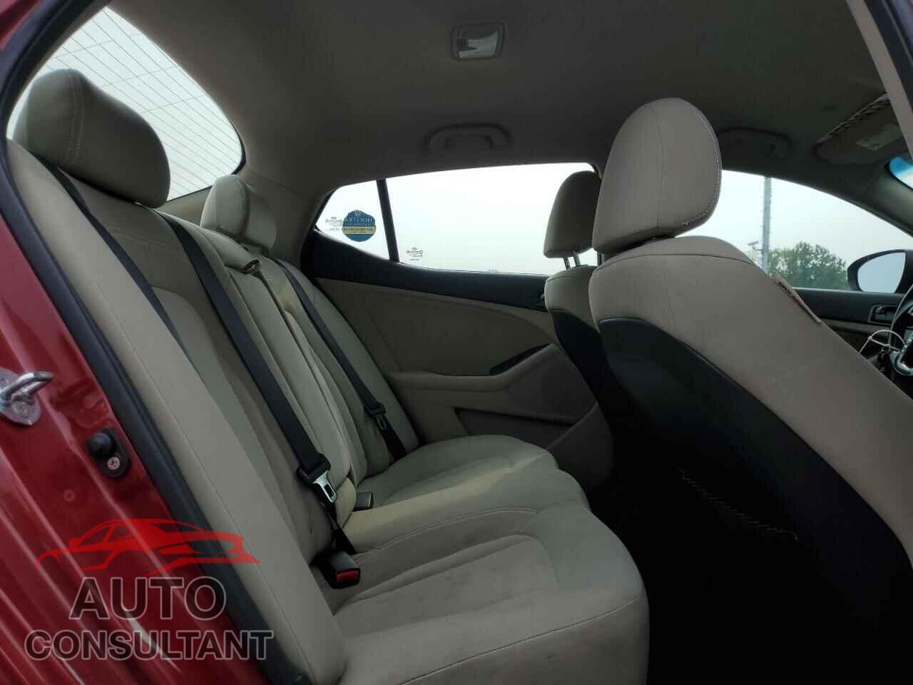 KIA OPTIMA 2011 - KNAGM4A7XB5086622