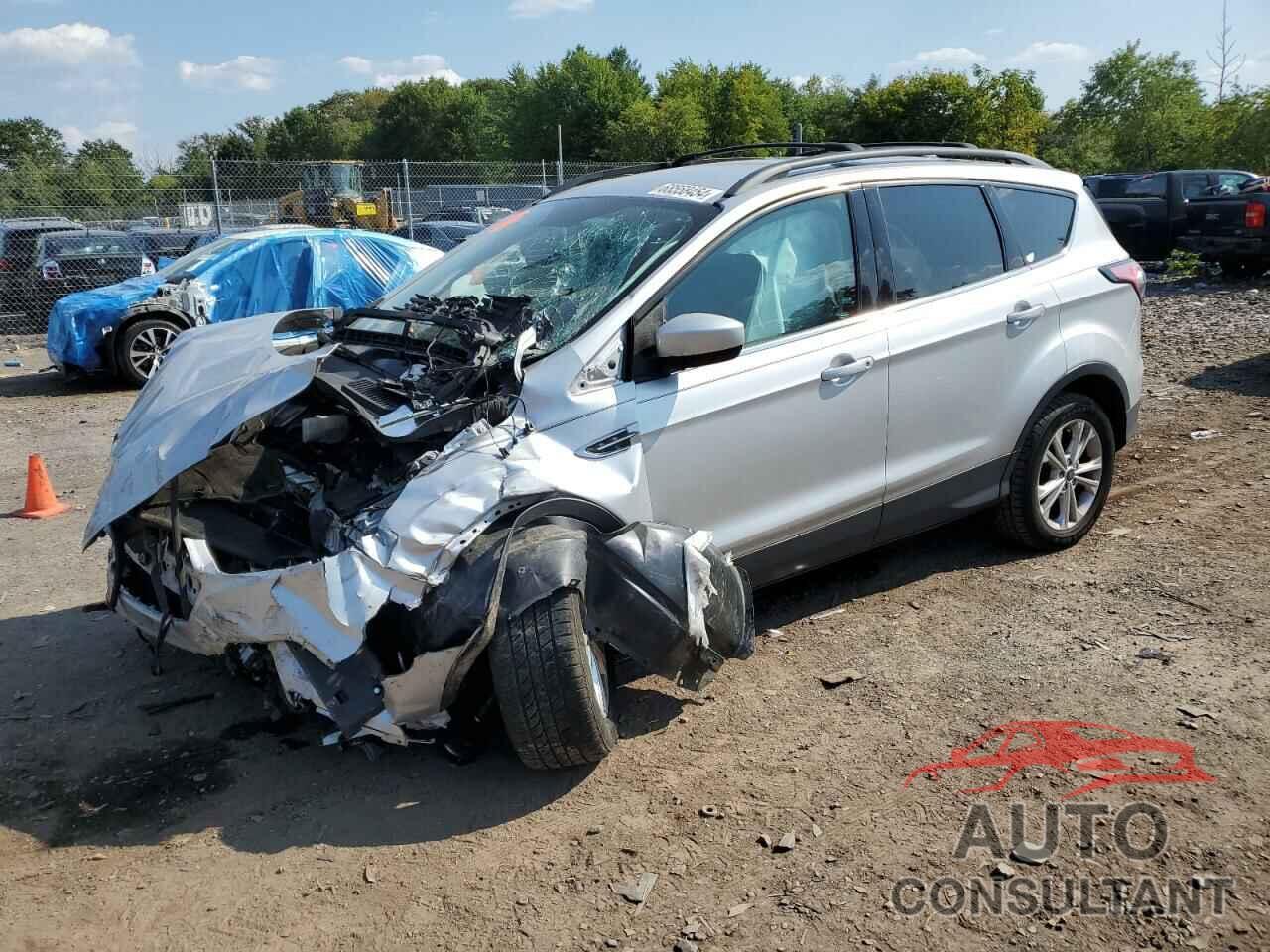 FORD ESCAPE 2017 - 1FMCU0GD5HUE28687