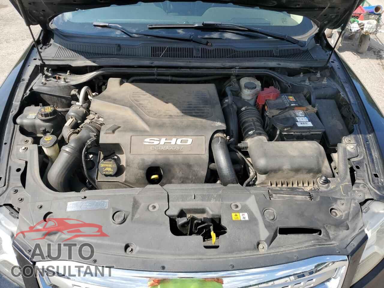 FORD TAURUS 2012 - 1FAHP2KT3CG133595