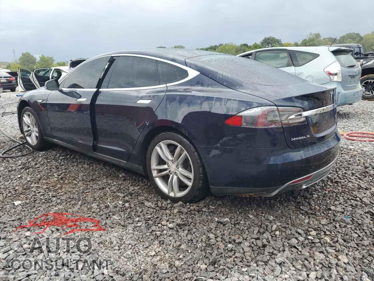TESLA MODEL S 2013 - 5YJSA1AG9DFP08343
