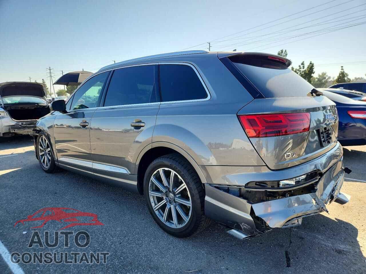 AUDI Q7 2017 - WA1VAAF71HD008183