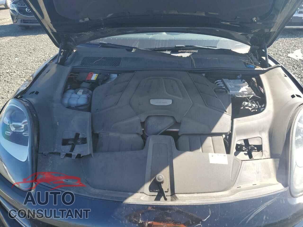 PORSCHE CAYENNE 2019 - WP1AA2AY3KDA10064