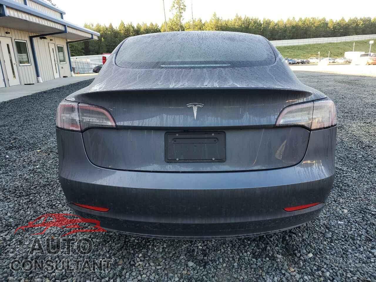 TESLA MODEL 3 2021 - 5YJ3E1EAXMF990751