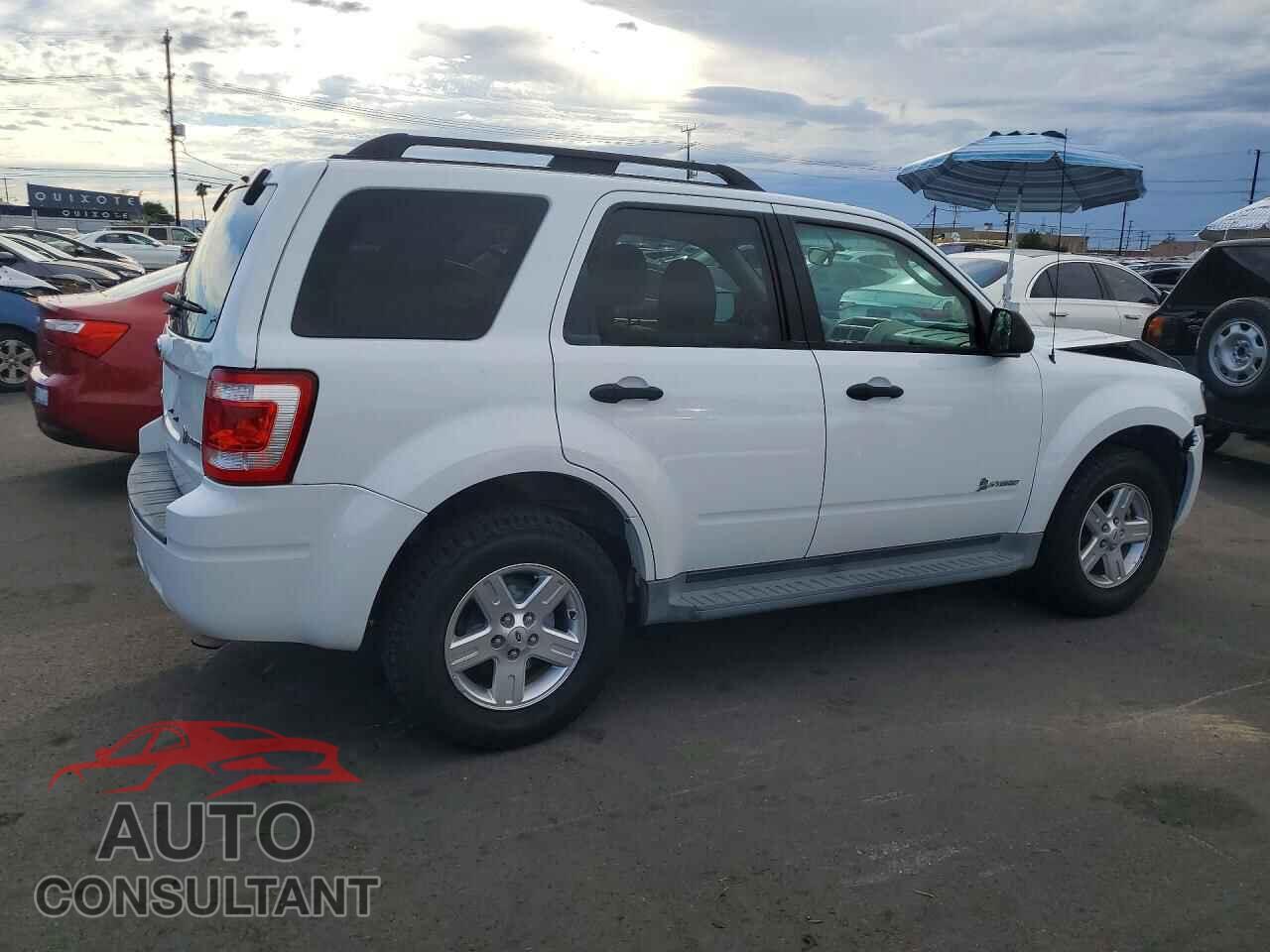 FORD ESCAPE 2011 - 1FMCU5K33BKC32570