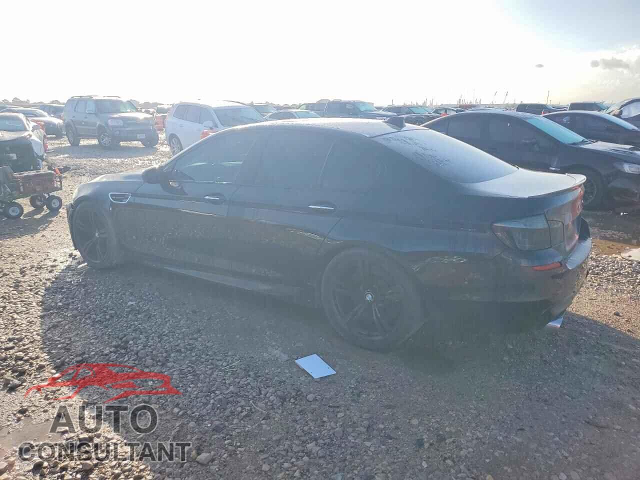 BMW M5 2013 - WBSFV9C51DD096106
