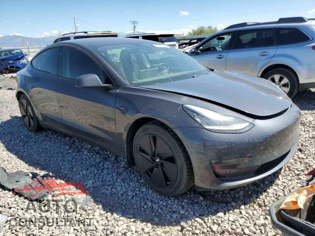TESLA MODEL 3 2018 - 5YJ3E1EB6JF082902