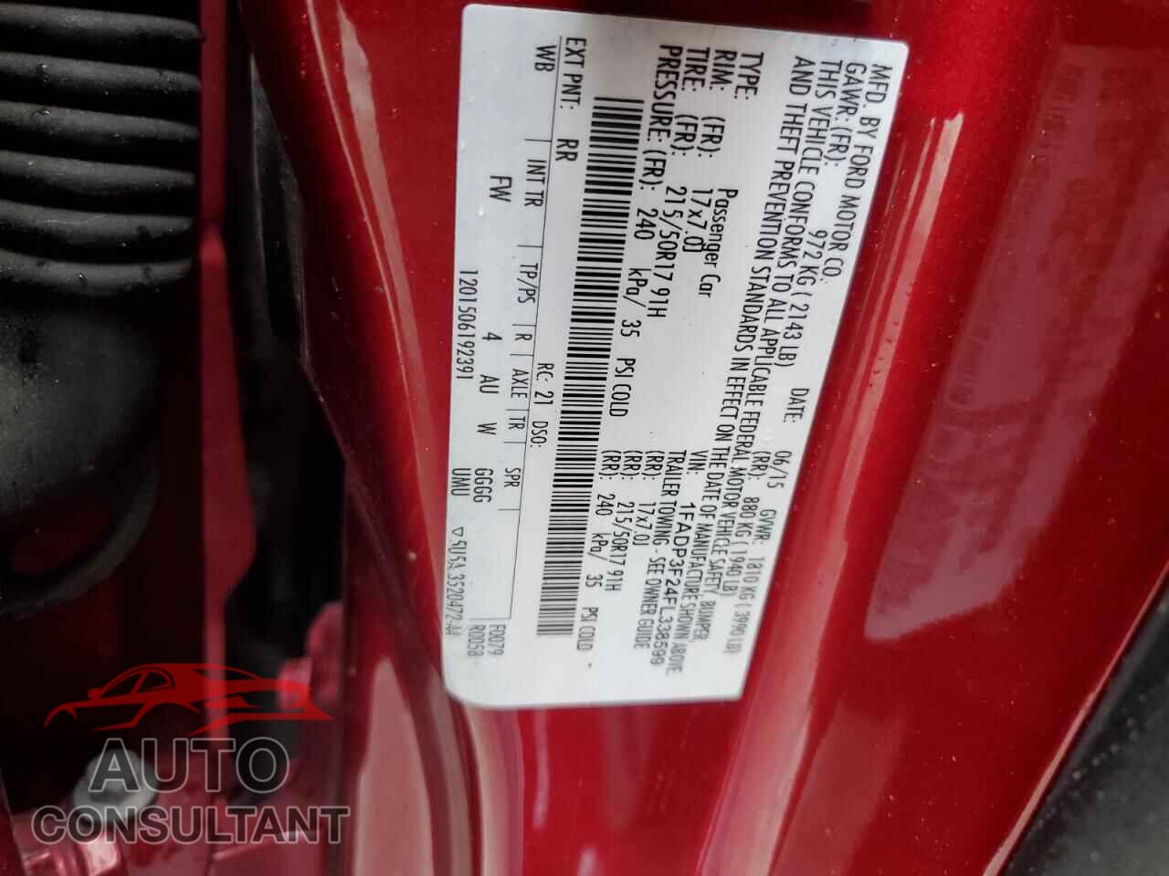 FORD FOCUS 2015 - 1FADP3F24FL338599