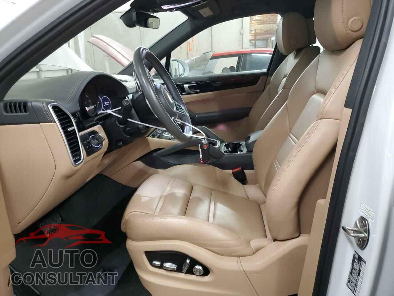 PORSCHE CAYENNE 2020 - WP1AA2AY1LDA10503