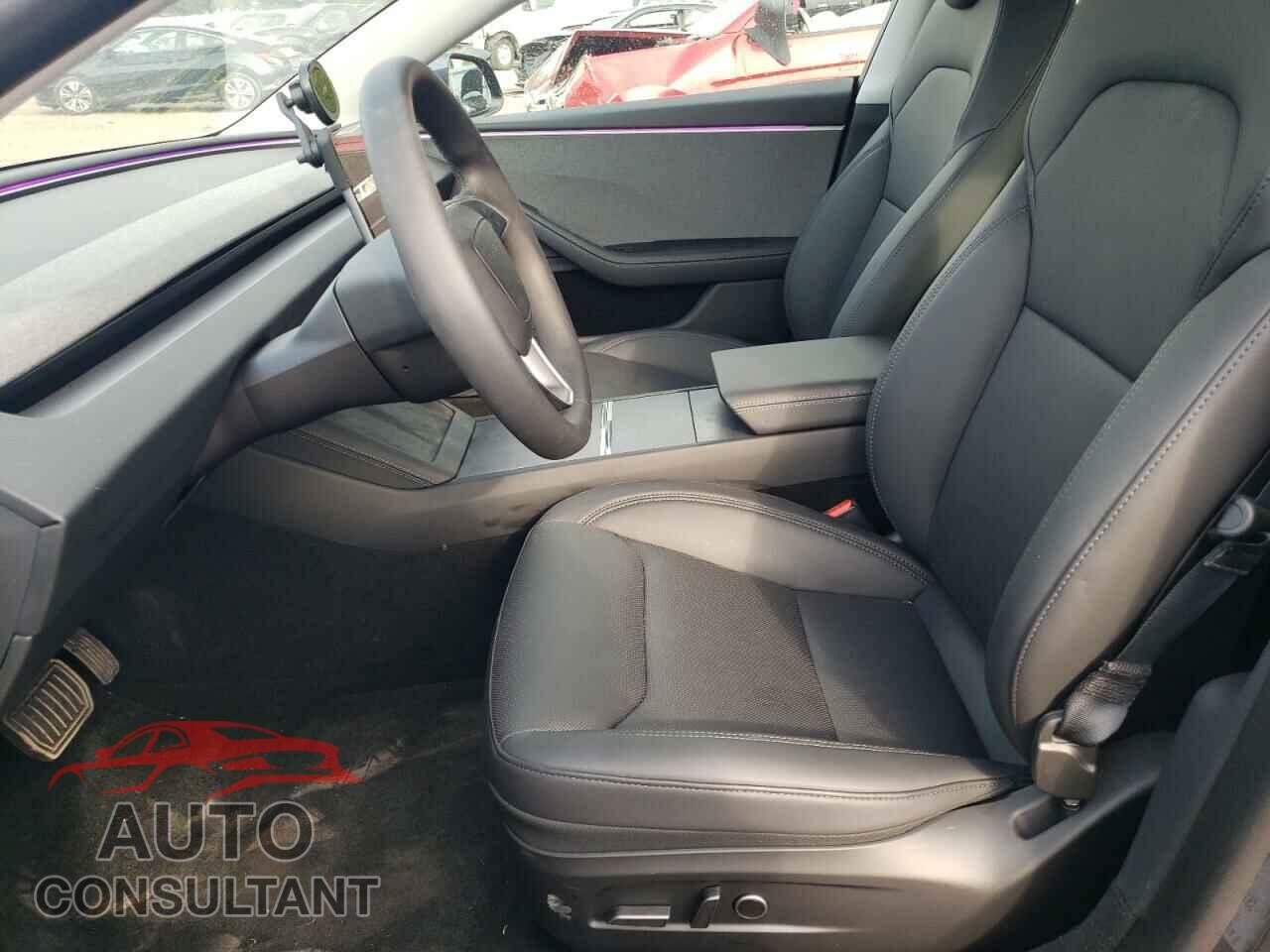 TESLA MODEL 3 2024 - 5YJ3E1EA7RF750127