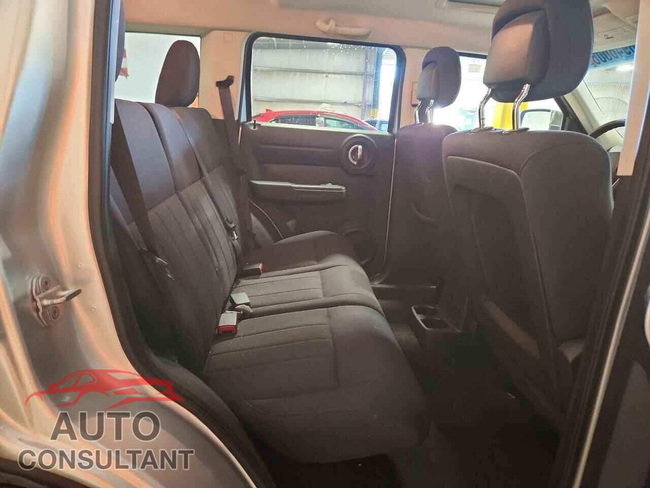DODGE NITRO 2011 - 1D4PU4GK1BW517585