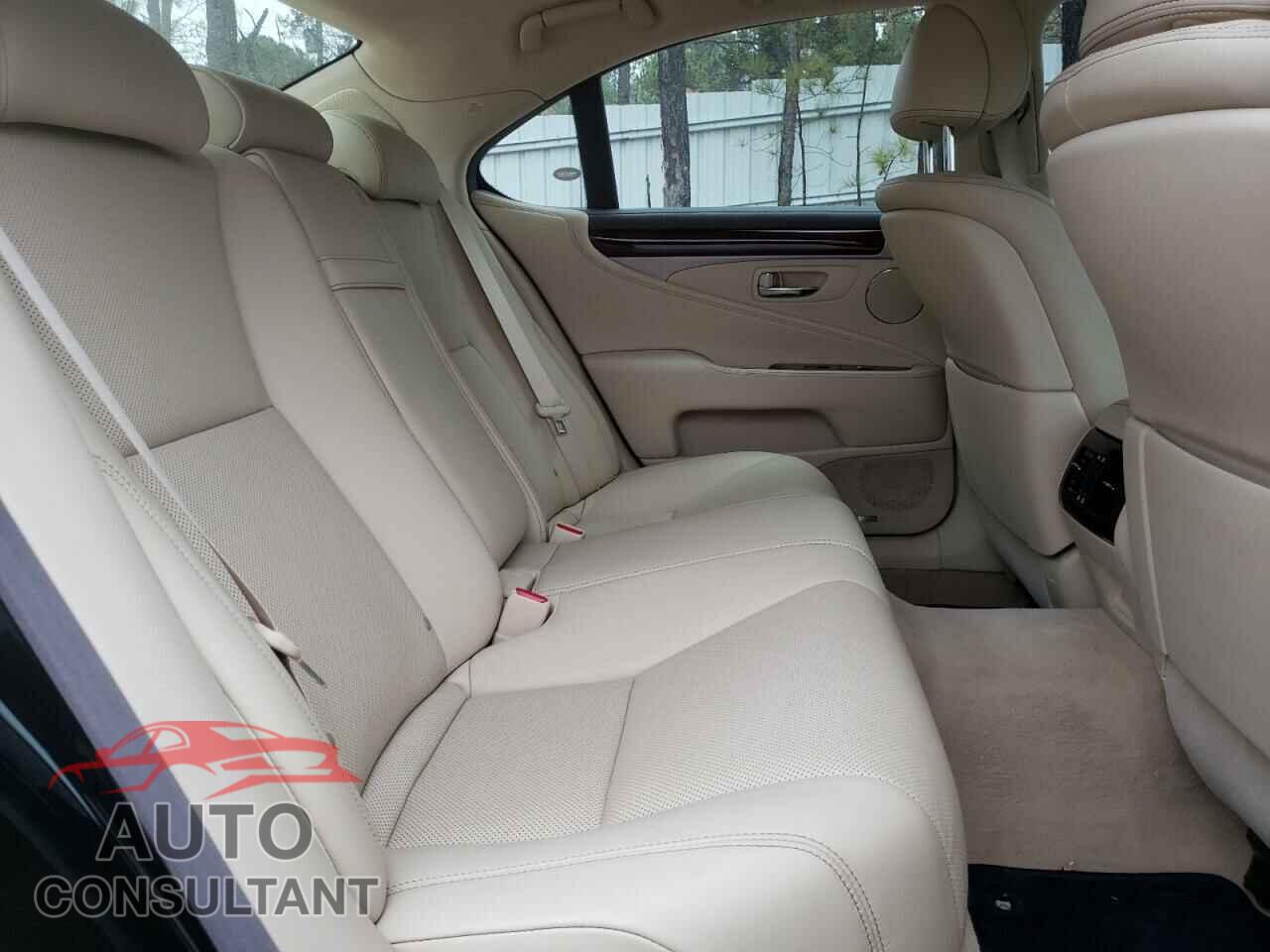 LEXUS LS460 2016 - JTHBL5EFXG5142393