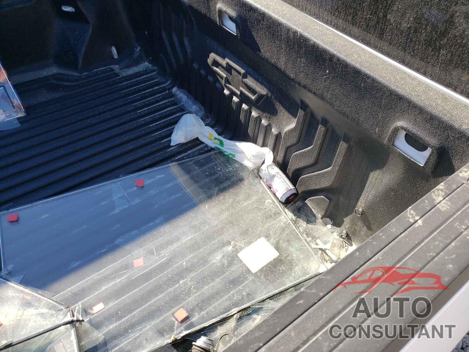 CHEVROLET SILVERADO 2021 - 3GCNWAEK5MG321912