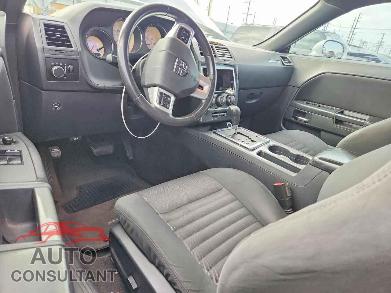 DODGE CHALLENGER 2013 - 2C3CDYAG5DH704566