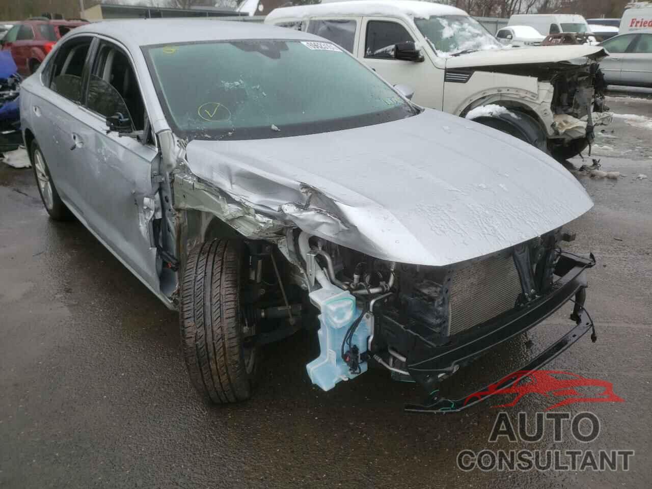 VOLKSWAGEN PASSAT 2020 - 1VWSA7A37LC009432