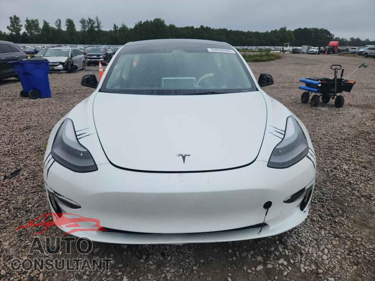 TESLA MODEL 3 2023 - 5YJ3E1EC4PF461852