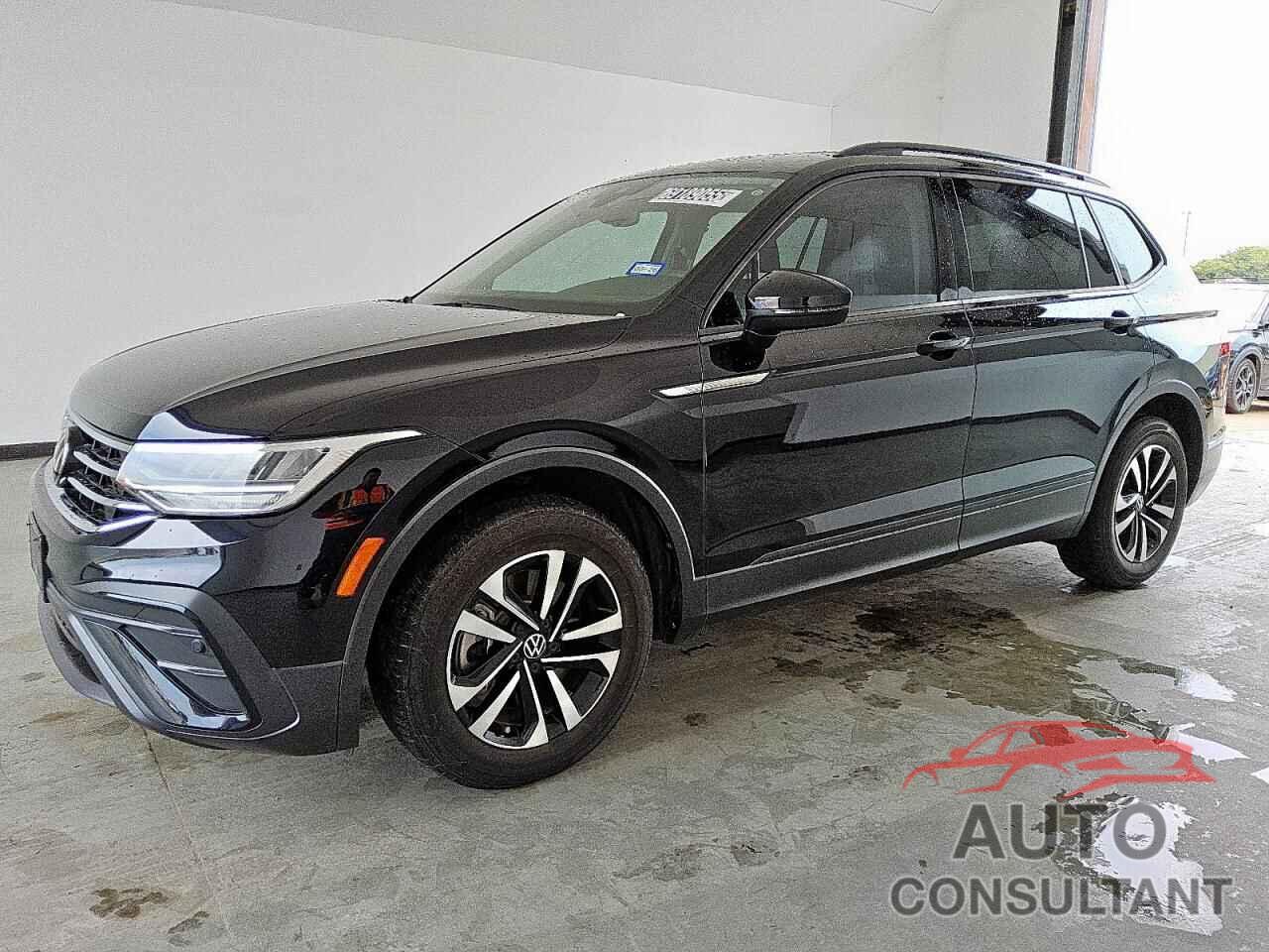 VOLKSWAGEN TIGUAN 2023 - 3VVRB7AX5PM038841