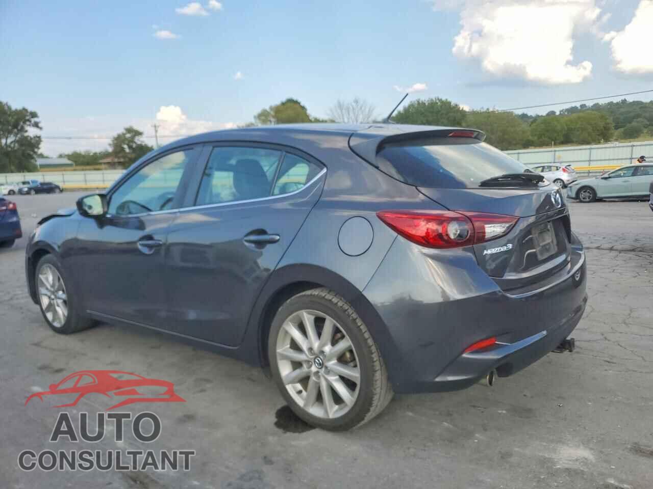 MAZDA 3 2017 - 3MZBN1L76HM154288