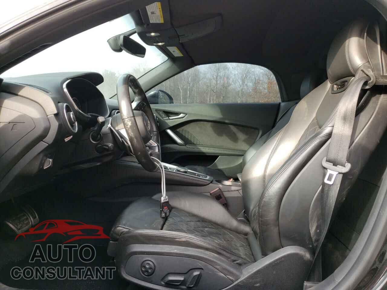 AUDI TT 2018 - TRUT5CFV4J1011104