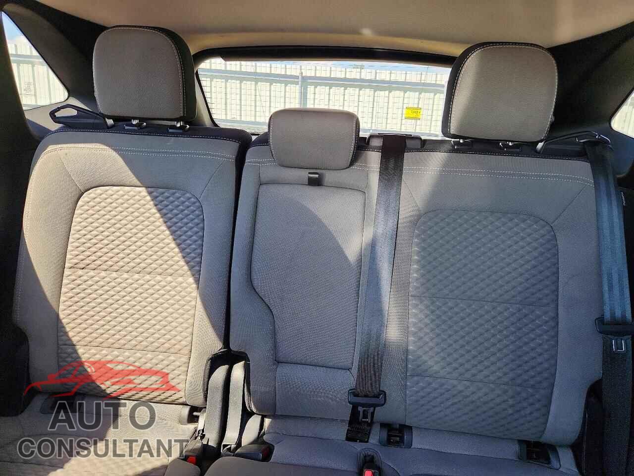 FORD ESCAPE 2020 - 1FMCU0G60LUA29664
