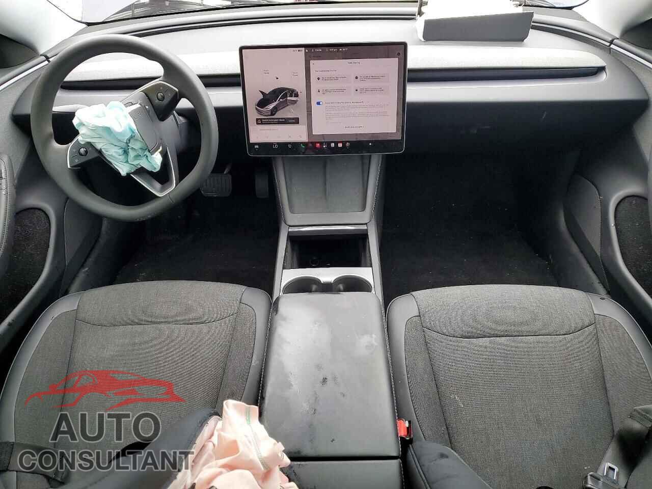 TESLA MODEL 3 2026 - 5YJ3E1EA4TF162807