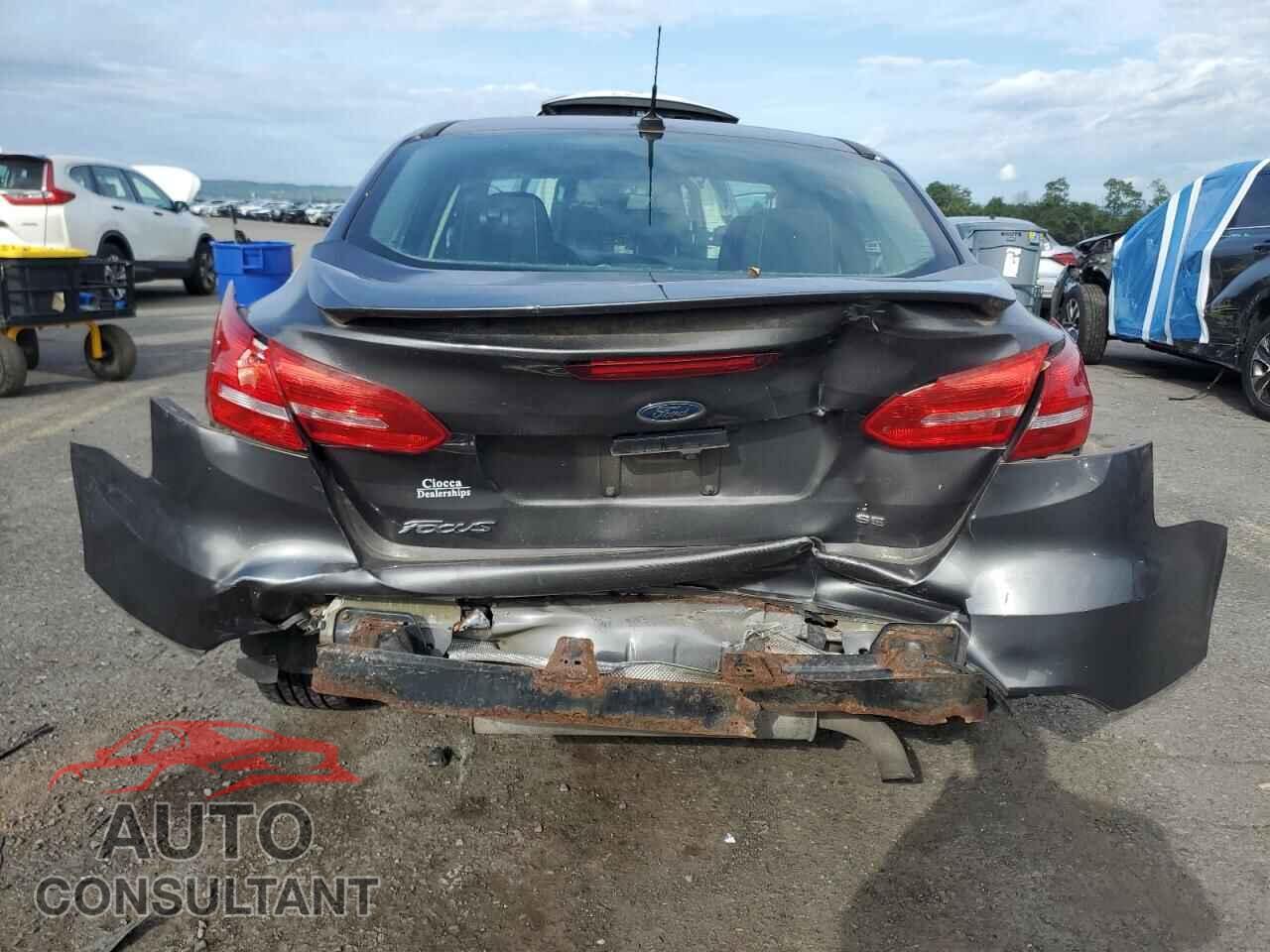 FORD FOCUS 2015 - 1FADP3F26FL386587