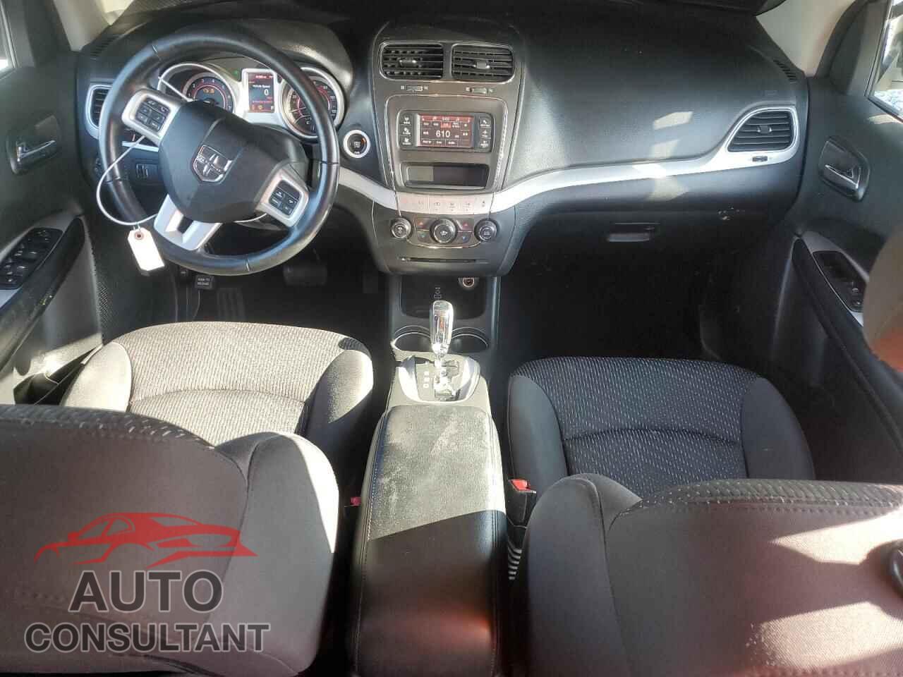 DODGE JOURNEY 2017 - 3C4PDCBB3HT608032