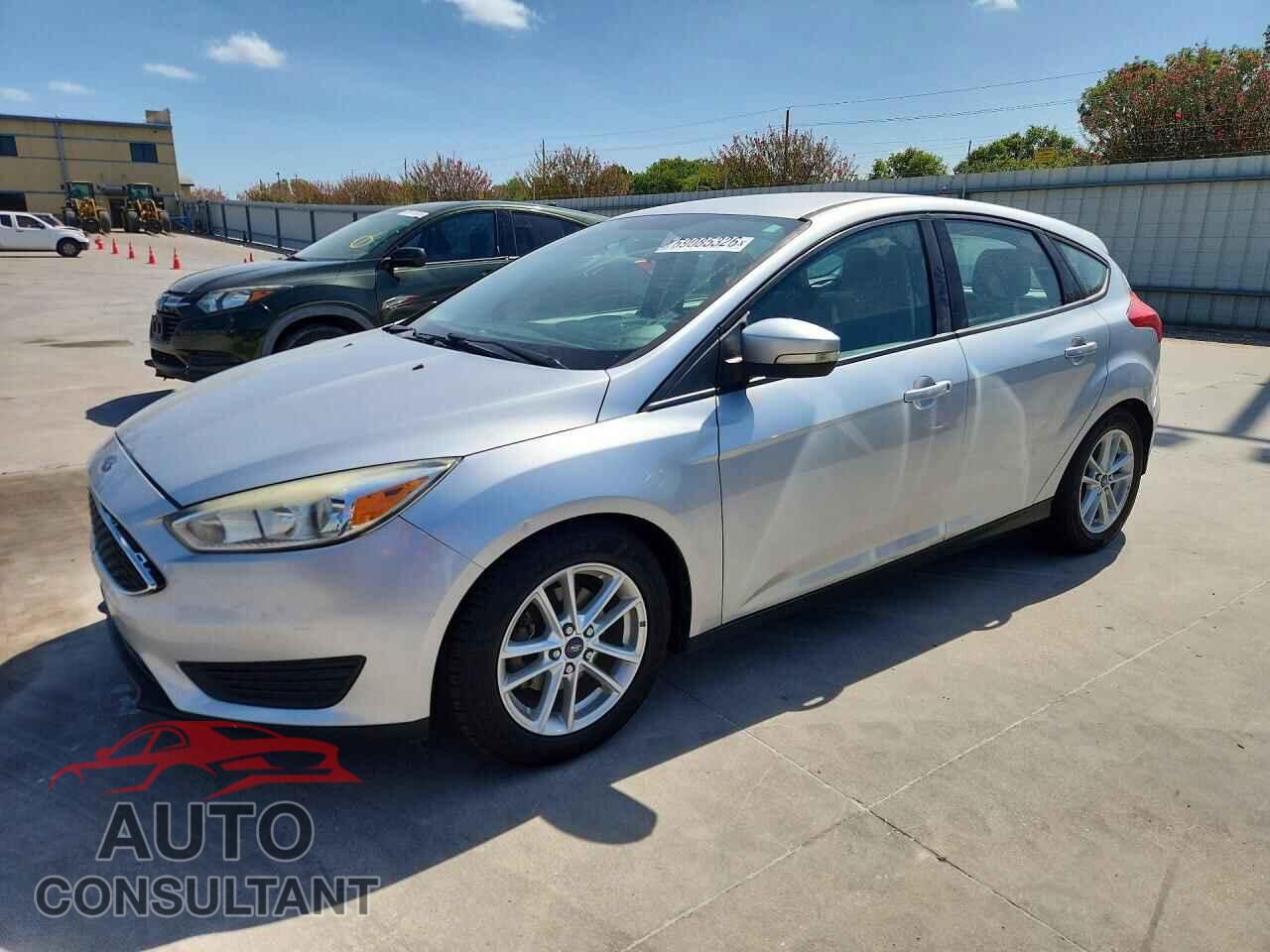 FORD FOCUS 2016 - 1FADP3K28GL204671