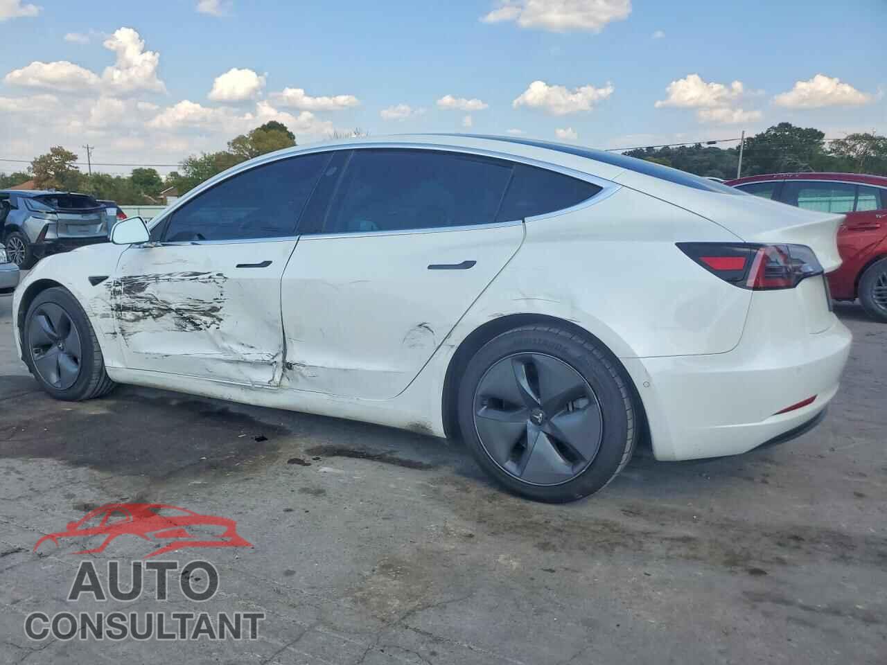 TESLA MODEL 3 2019 - 5YJ3E1EB9KF469896