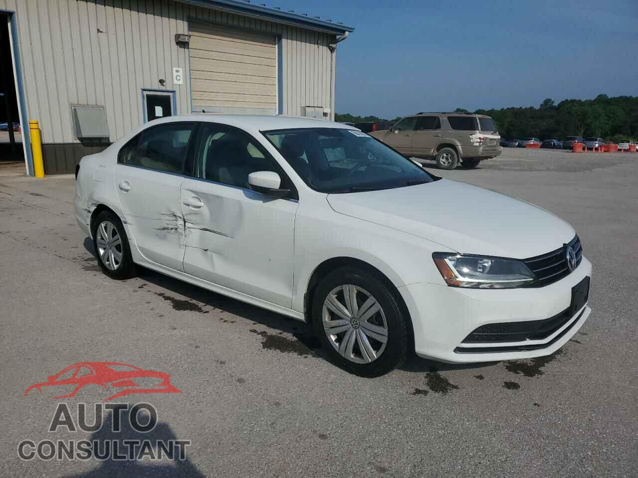 VOLKSWAGEN JETTA 2017 - 3VW2B7AJ4HM402046