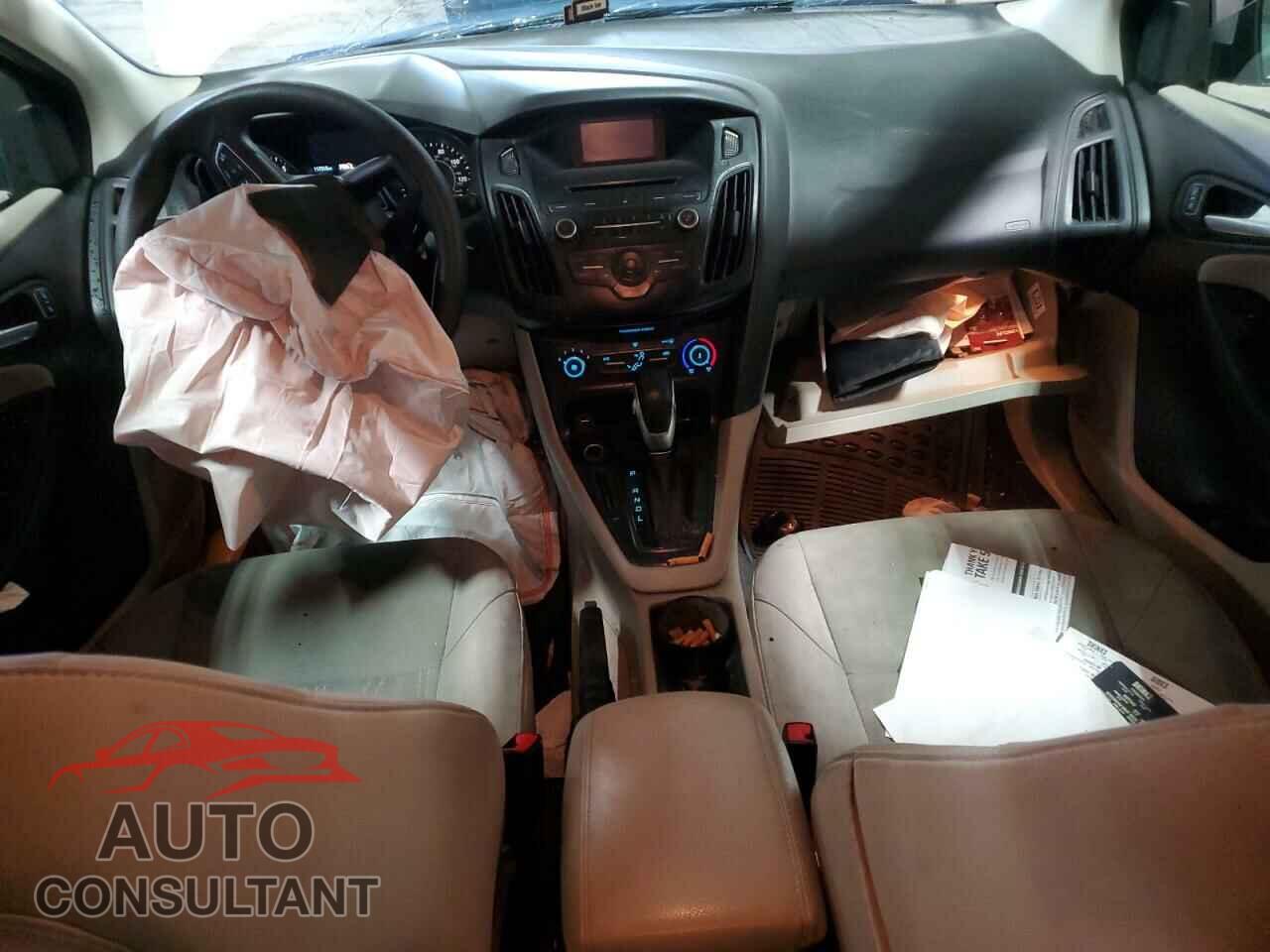 FORD FOCUS 2017 - 1FADP3K2XHL268437