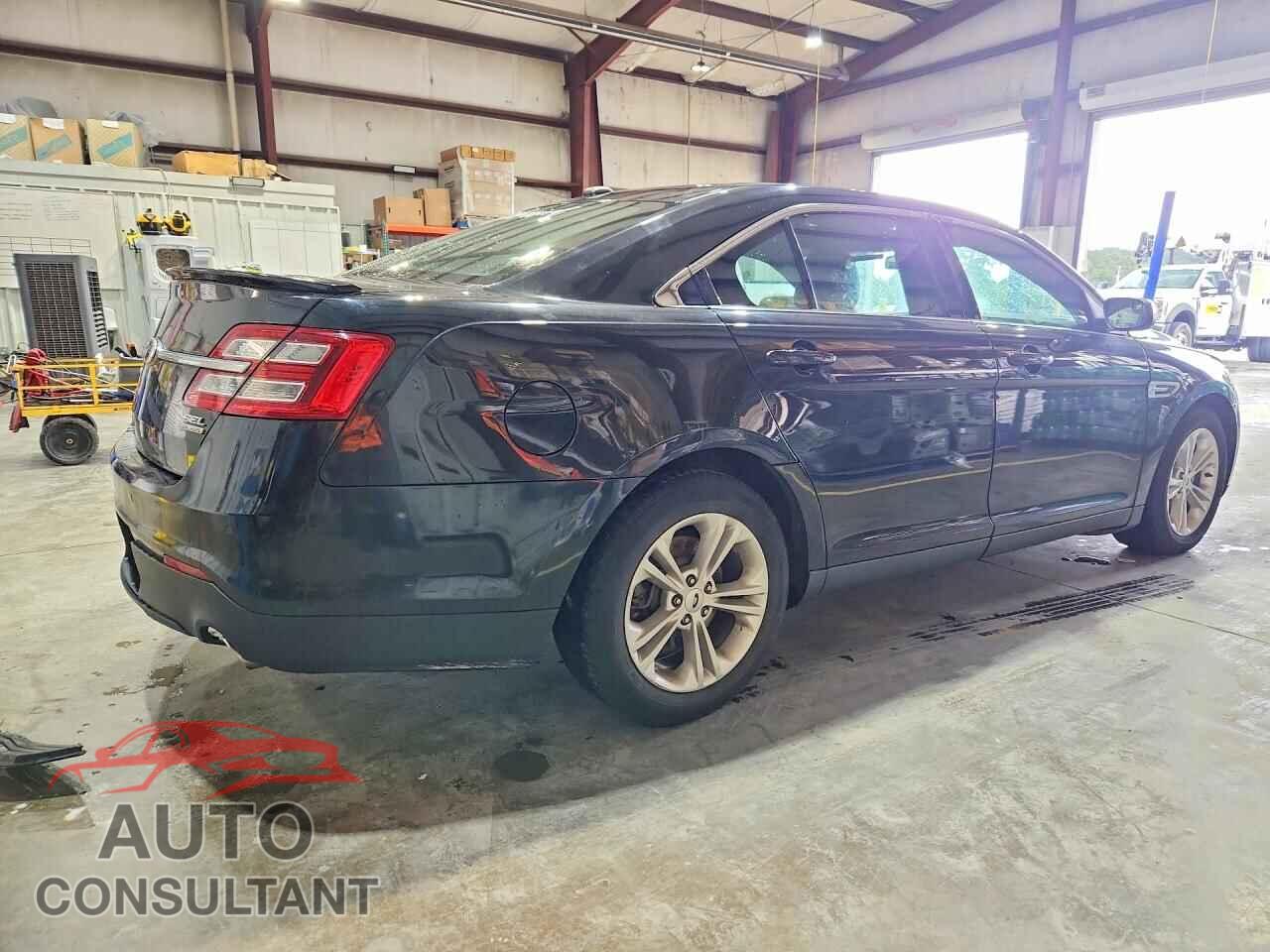 FORD TAURUS 2013 - 1FAHP2E88DG172093