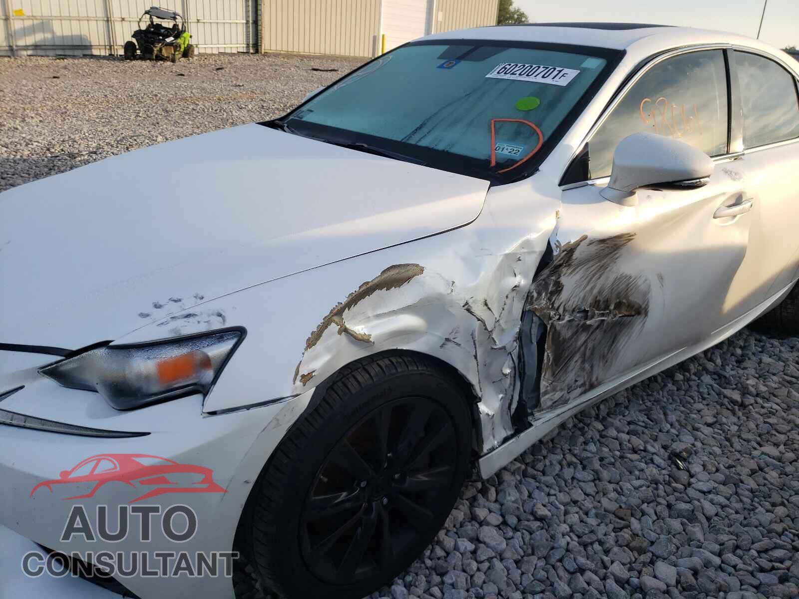 LEXUS IS 2016 - JTHBA1D23G5030676