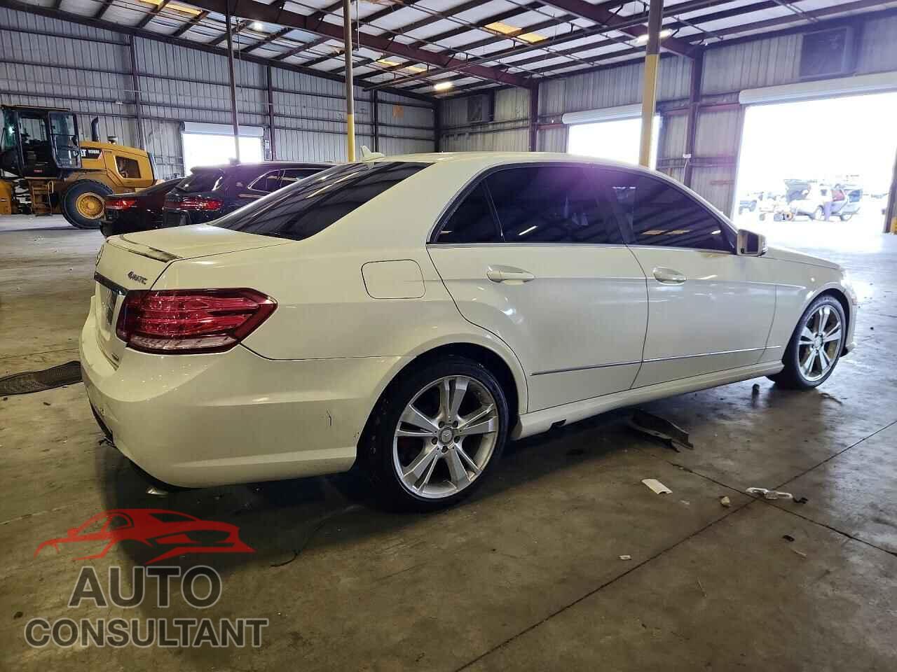 MERCEDES-BENZ E-CLASS 2011 - WDDHF8HB6BA434951