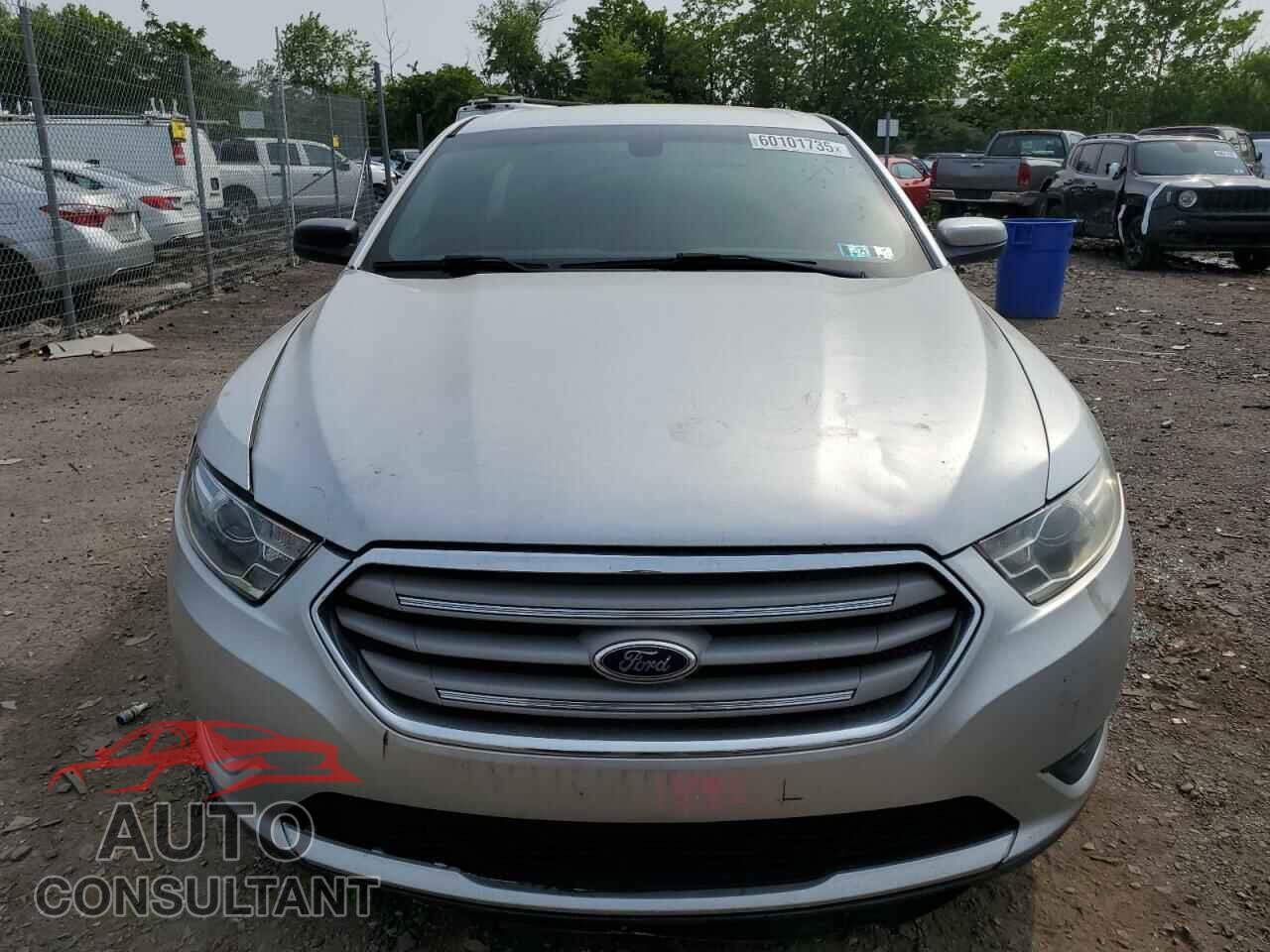 FORD TAURUS 2013 - 1FAHP2E82DG214399