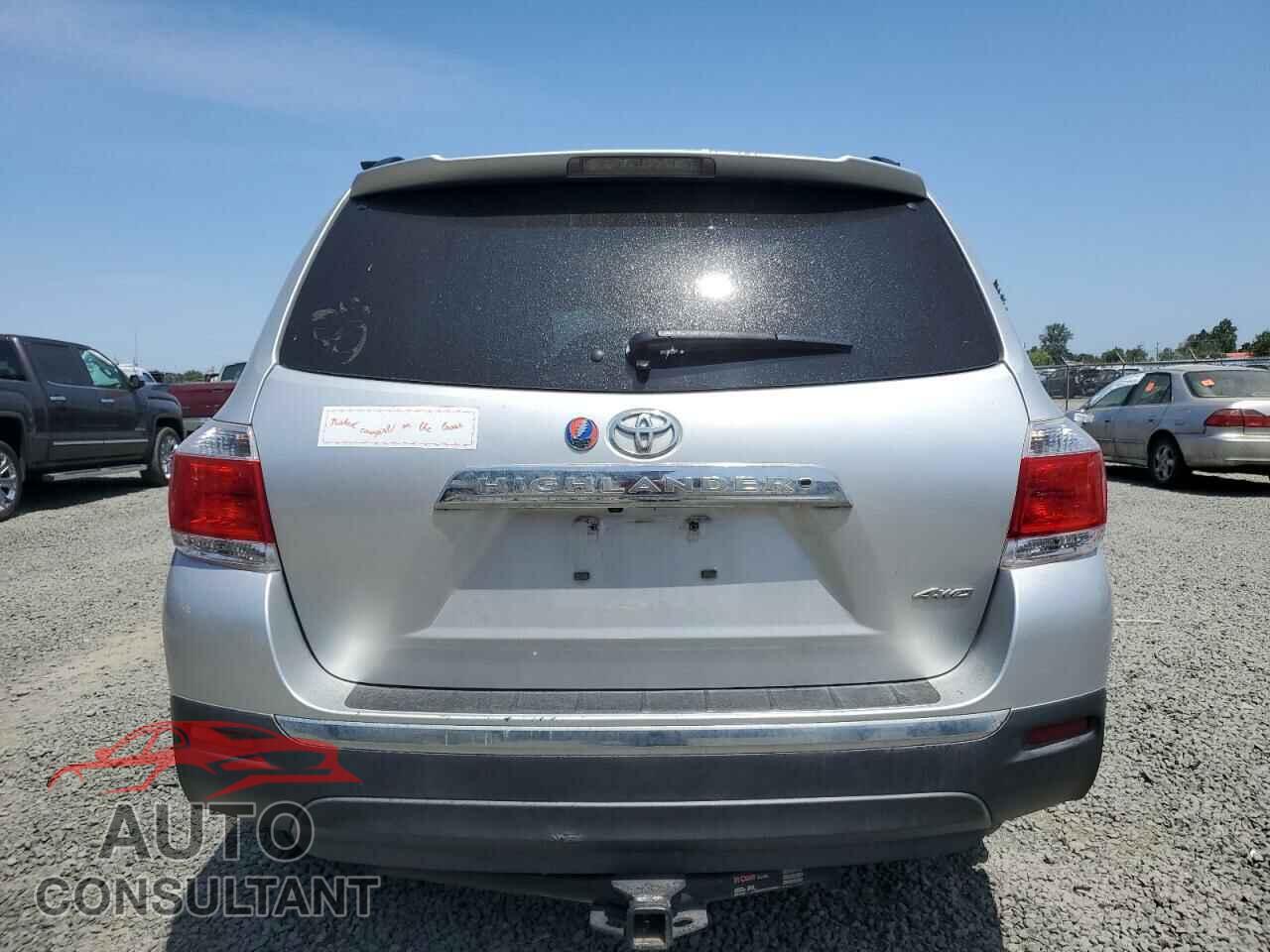 TOYOTA HIGHLANDER 2013 - 5TDBK3EH8DS217740