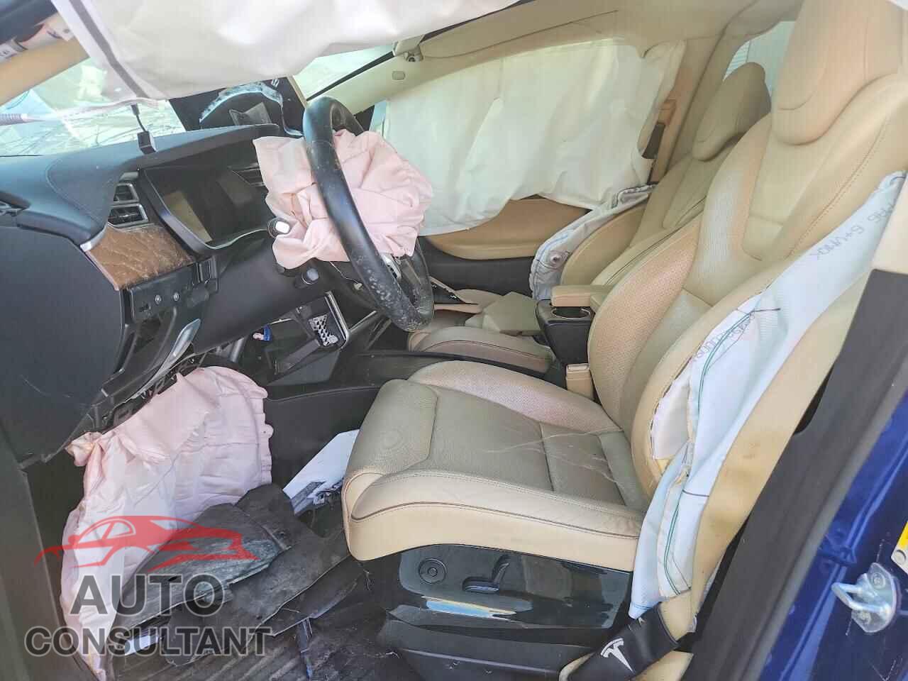 TESLA MODEL X 2016 - 5YJXCBE20GF003441