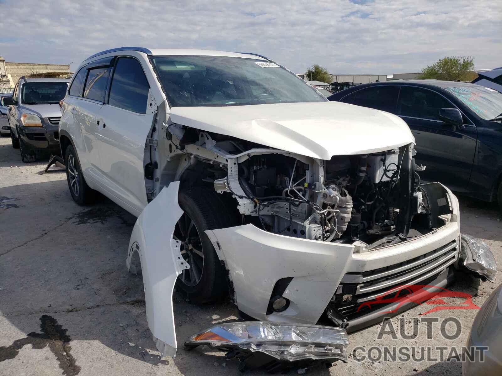 TOYOTA HIGHLANDER 2018 - 5TDKZRFH8JS547452