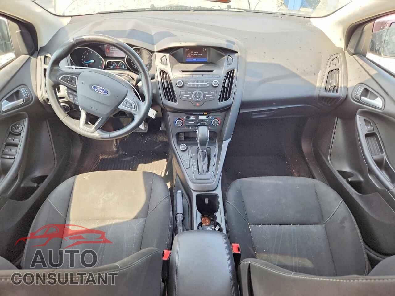 FORD FOCUS 2017 - 1FADP3FE0HL289950