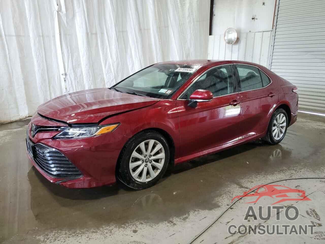 TOYOTA CAMRY 2018 - 4T1B11HK1JU662158