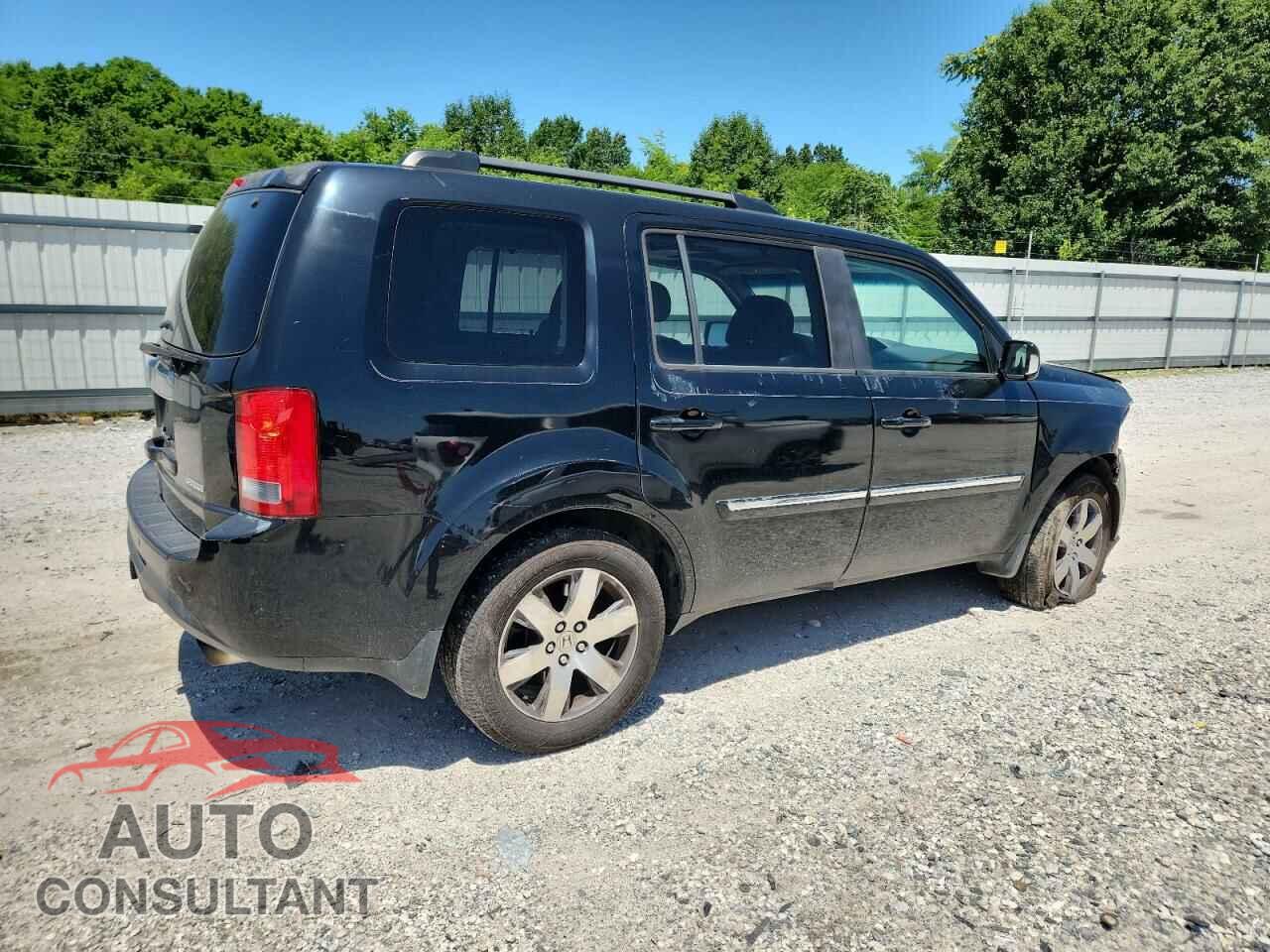 HONDA PILOT 2013 - 5FNYF3H93DB017520